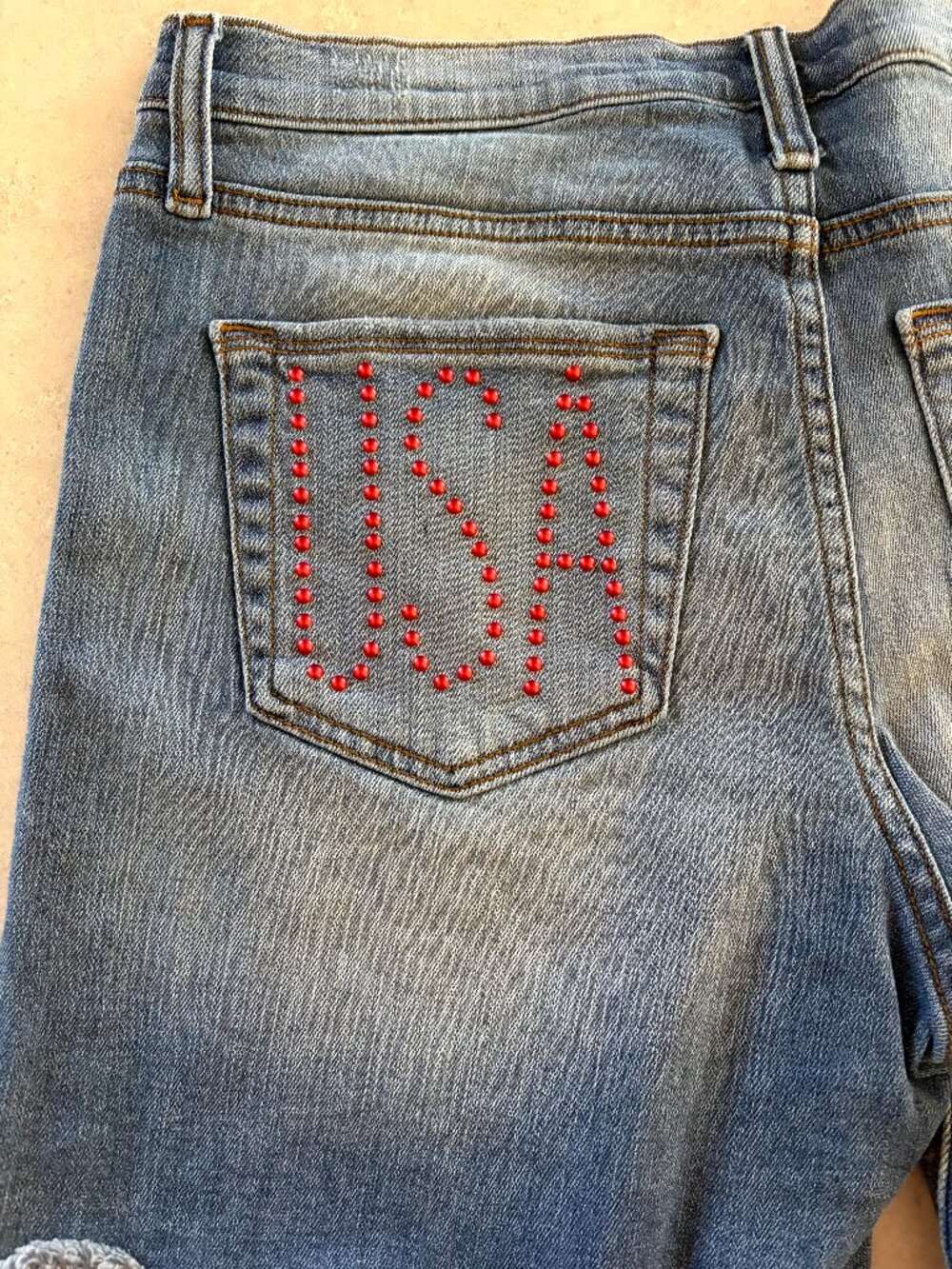 Rock & Republic Bumpershoot Jean Shorts Women's Size 10 Stretch Distressed Blue